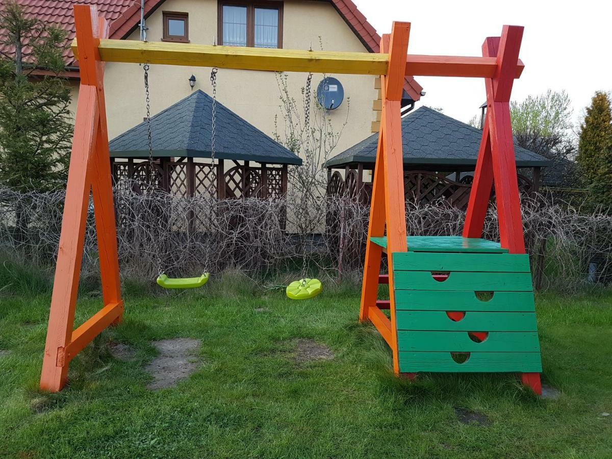 Cztery Pory Roku Villa Sarbinowo Exterior photo